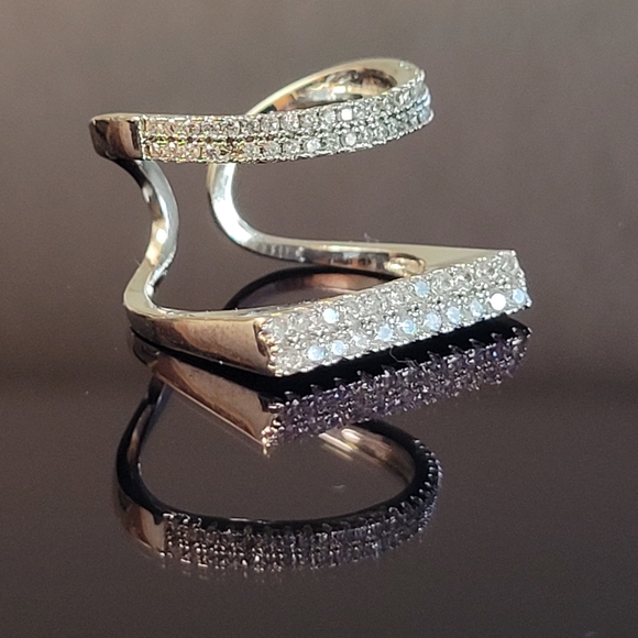 Cubic Zirconia Adjustable Silvertone Fashion Ring EUC Two-Tier - Picture 13 of 13